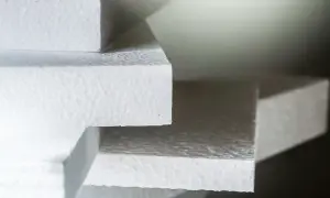 Jakiej grubości styropian na fundamenty, by uniknąć problemów z izolacją?